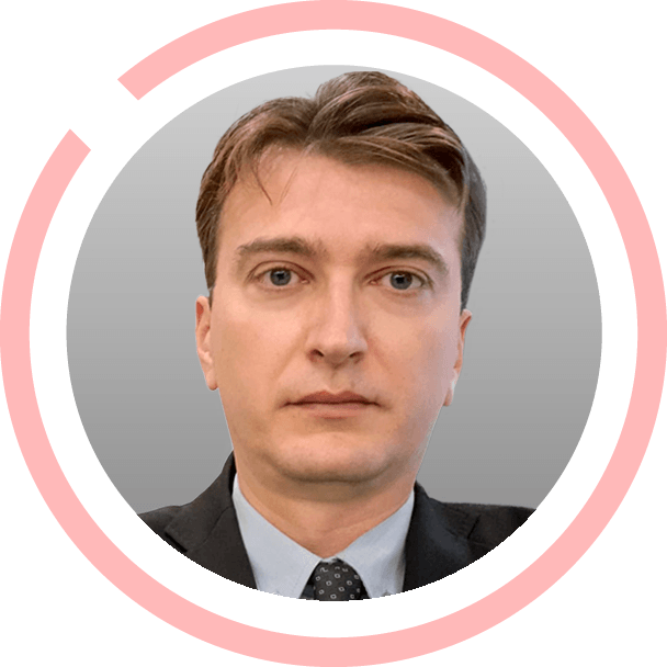 Александр\nАксенов