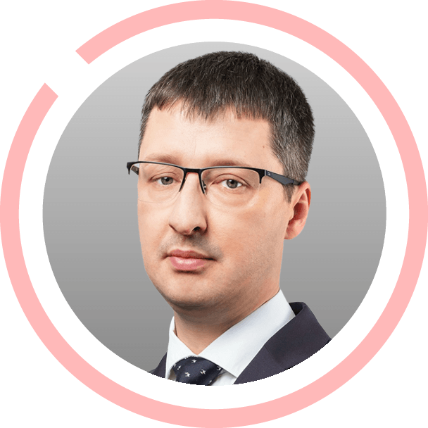 Василий\nМаковкин